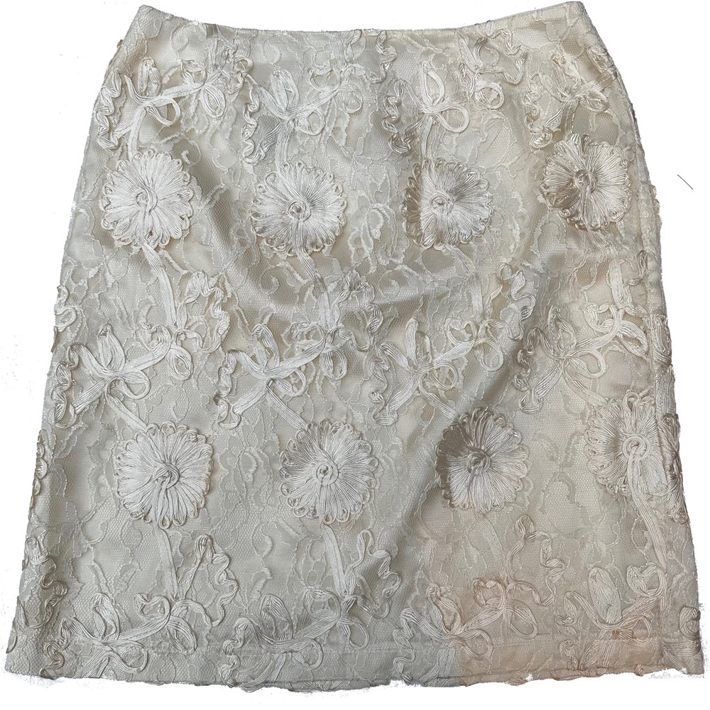 Caché Vintage mini pencil skirt white floral lace with cream lining - L/ US10